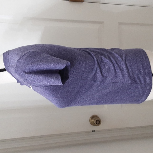 Nike Size XS "The Nike Tee" Dri-Fit, Heathered Purple, Short Sleeve T Shirt, EUC - Picture 3 of 11